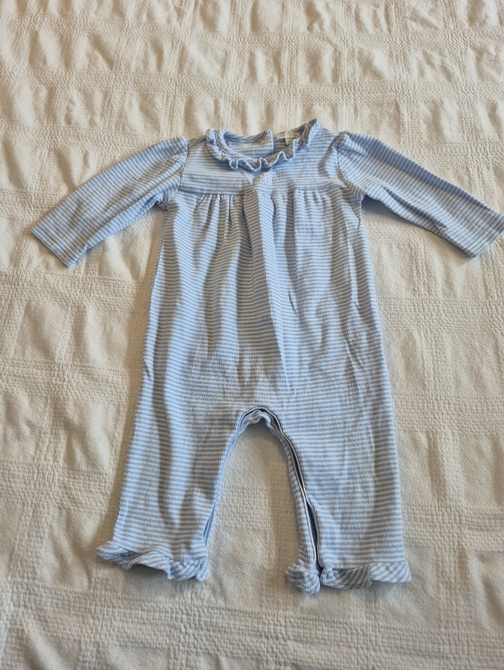 Le Top 9 month boys blue & white stripe romper snowflake embroidery EUC